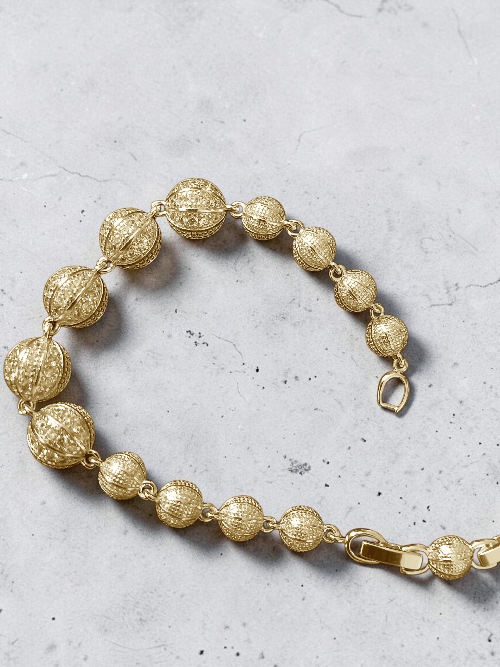 Hermosa Pulsera oro laminado