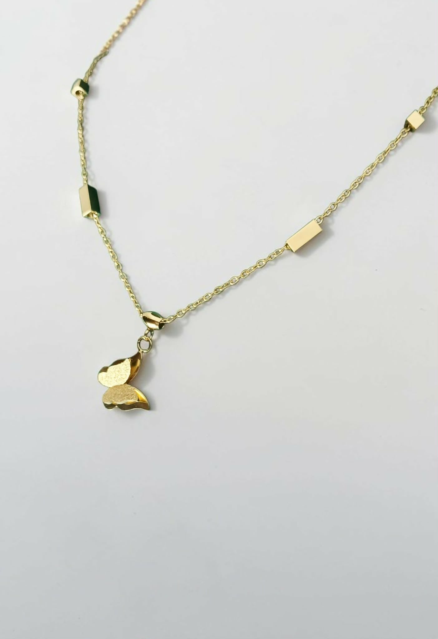 Gargantilla aura celestial